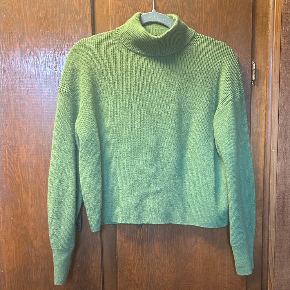 Lululemon Wool Blend Green Turtleneck Sweater